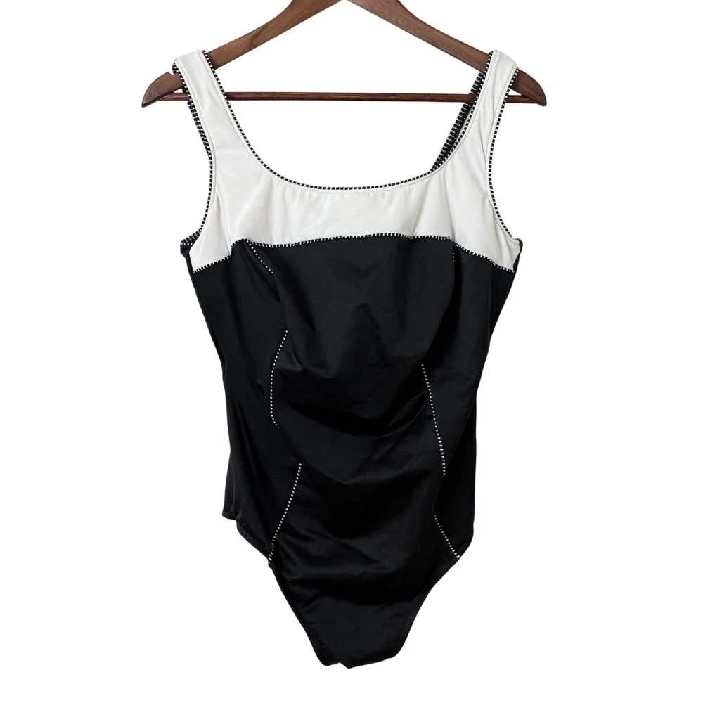 Miraclesuit One Piece Swimsuit Women 18 Black White Keyhole Back Slimming Classy